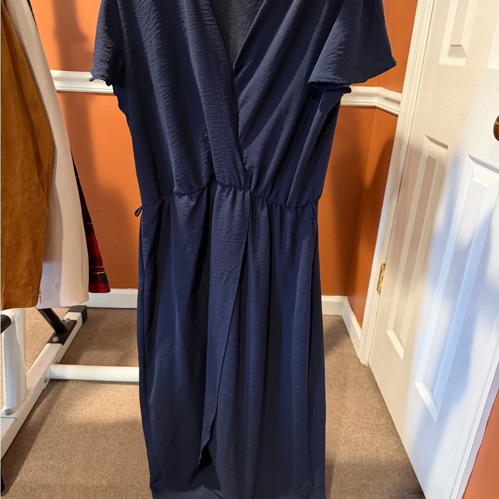 Elegant Navy Blue Wrap Dress